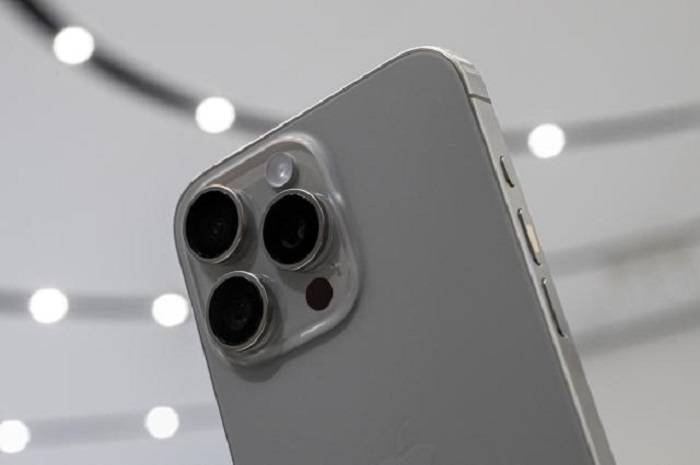 iPhone 15 Pro