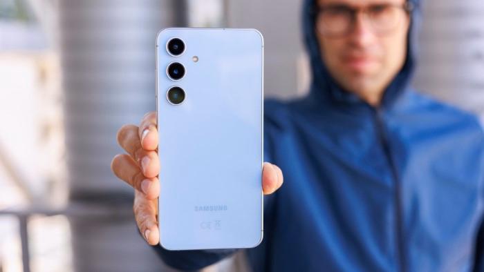 Best Samsung Mobile Phones Under 30000 in 2025